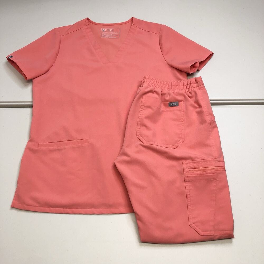 Figs Women's Straight Leg Scrub Set in Coral